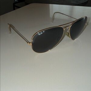Ray-Ban Classic Gold Aviator Sunglasses